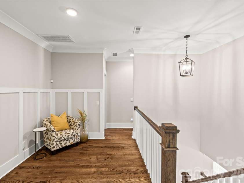 815 Kingston Avenue, Charlotte, NC 28203.  MLS# CAR4368135, YatesRealty ID 21216. 