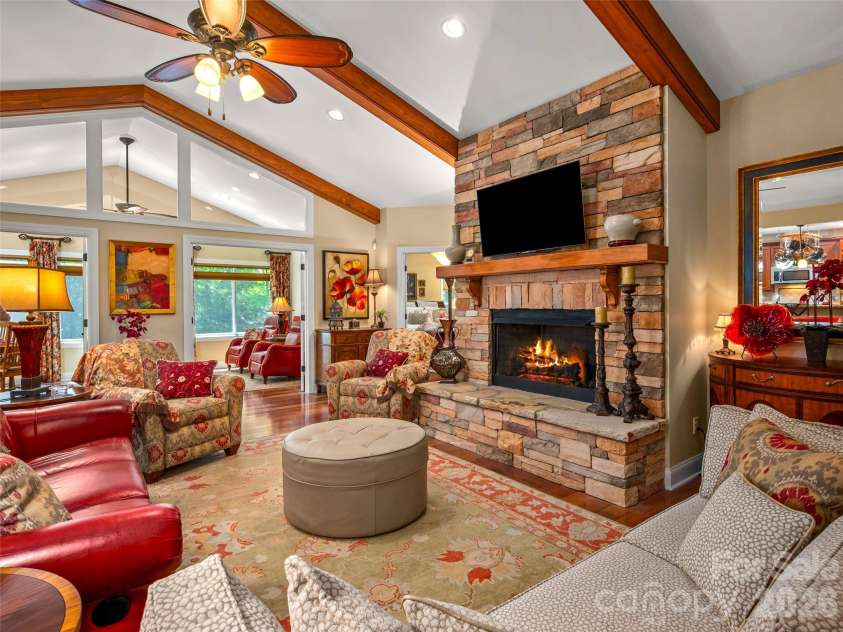 100 Falls Summit Road, Hendersonville, NC 28739.  MLS# CAR4378783, YatesRealty ID 21218. 