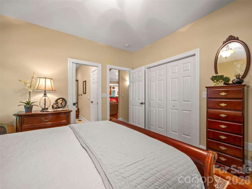 100 Falls Summit Road, Hendersonville, NC 28739.  MLS# CAR4378783, YatesRealty ID 21218. 