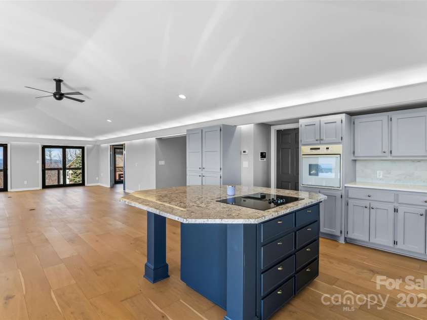 3495 Mountain Ridge Circle, Valdese, NC 28690.  MLS# CAR4227619, YatesRealty ID 21218. 