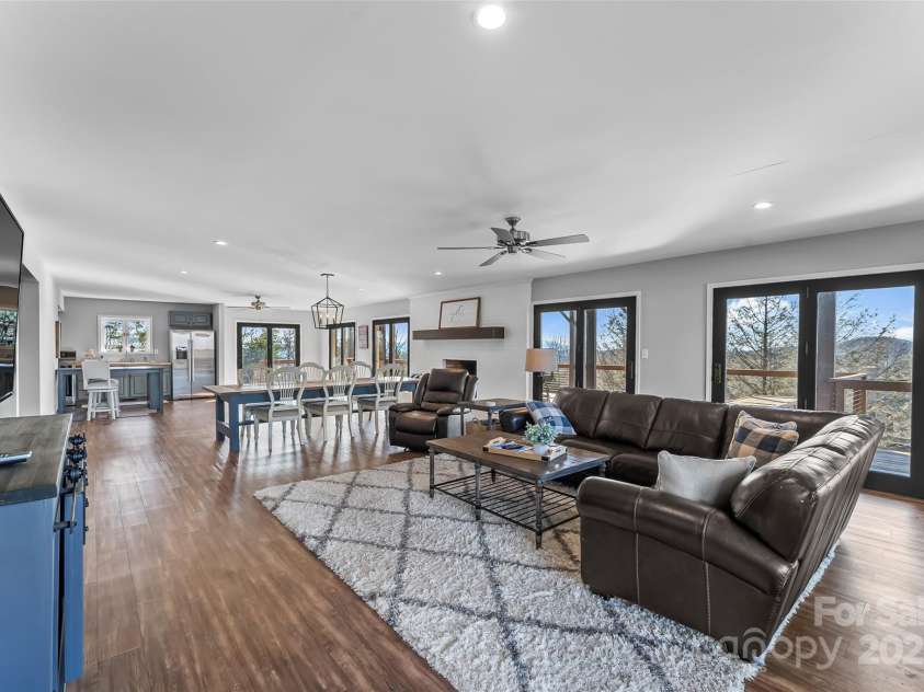 3495 Mountain Ridge Circle, Valdese, NC 28690.  MLS# CAR4227619, YatesRealty ID 21218. 
