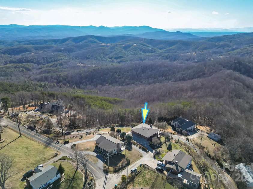 3495 Mountain Ridge Circle, Valdese, NC 28690.  MLS# CAR4227619, YatesRealty ID 21218. 