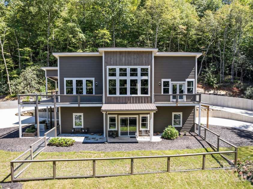 1185 Wallalieu Road, Otto, NC 28763.  MLS# CAR4330542, YatesRealty ID 2122. 