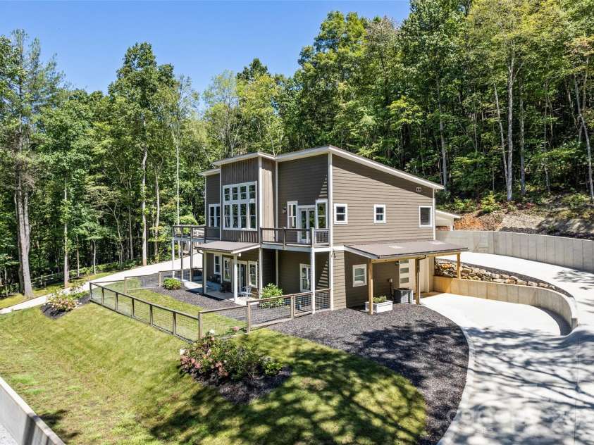 1185 Wallalieu Road, Otto, NC 28763.  MLS# CAR4330542, YatesRealty ID 2122. 