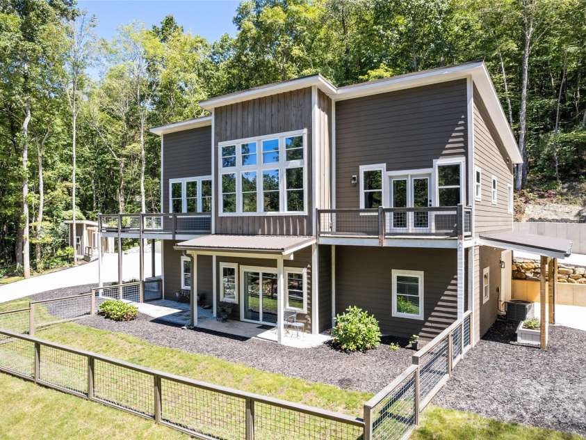 1185 Wallalieu Road, Otto, NC 28763.  MLS# CAR4330542, YatesRealty ID 2122. 