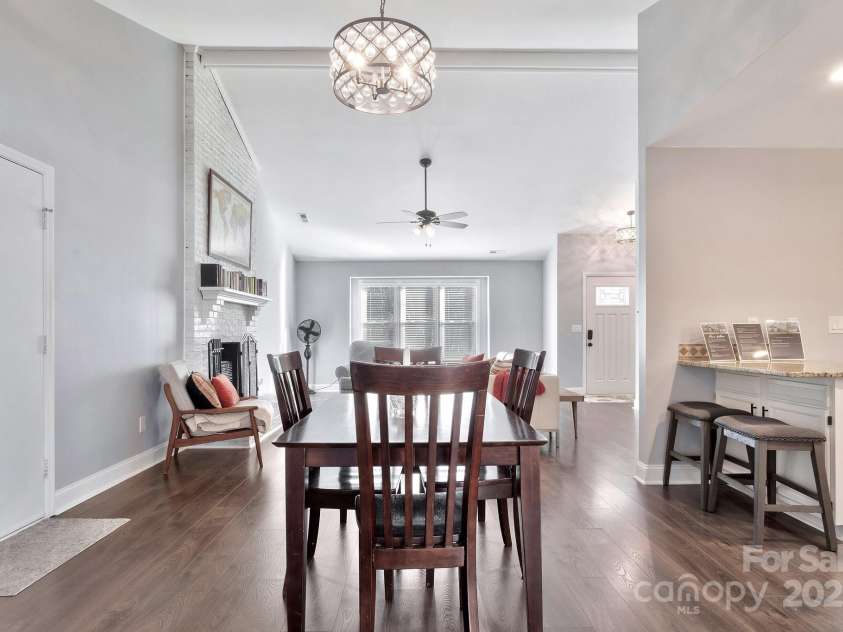 13015 Greycrest Drive, Charlotte, NC 28278.  MLS# CAR4226126, YatesRealty ID 2122. 