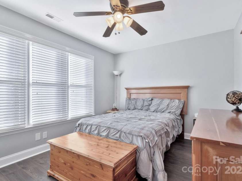 13015 Greycrest Drive, Charlotte, NC 28278.  MLS# CAR4226126, YatesRealty ID 2122. 