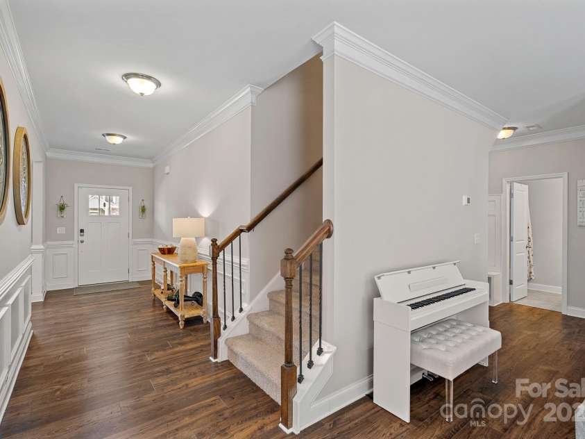 2032 Burton Point Court, Waxhaw, NC 28173.  MLS# CAR4250925, YatesRealty ID 21221. 