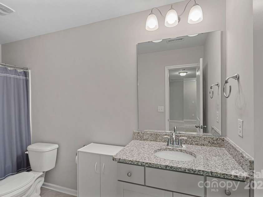 2032 Burton Point Court, Waxhaw, NC 28173.  MLS# CAR4250925, YatesRealty ID 21221. Second Level Full Bathroom