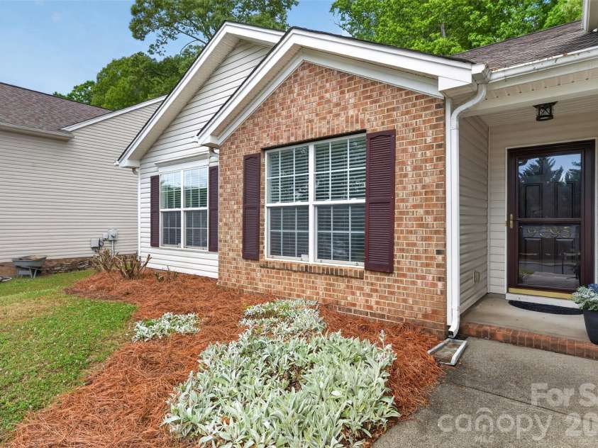 9095 Pembroke Court, Indian Land, SC 29707.  MLS# CAR4374675, YatesRealty ID 21221. 