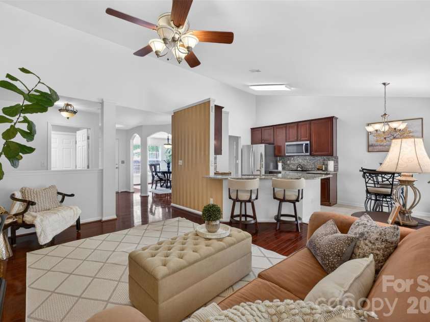 9095 Pembroke Court, Indian Land, SC 29707.  MLS# CAR4374675, YatesRealty ID 21221. Highlighting open plan and breakfast bar; great for entertaining.