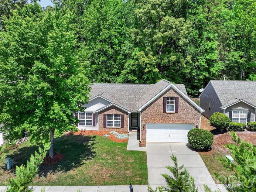 9095 Pembroke Court, Indian Land, SC 29707.  MLS# CAR4374675, YatesRealty ID 21221. Welcome Home