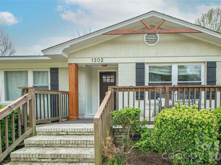 1302 Franklin Street, Monroe, NC 28112.  MLS# CAR4363453, YatesRealty ID 21223. 