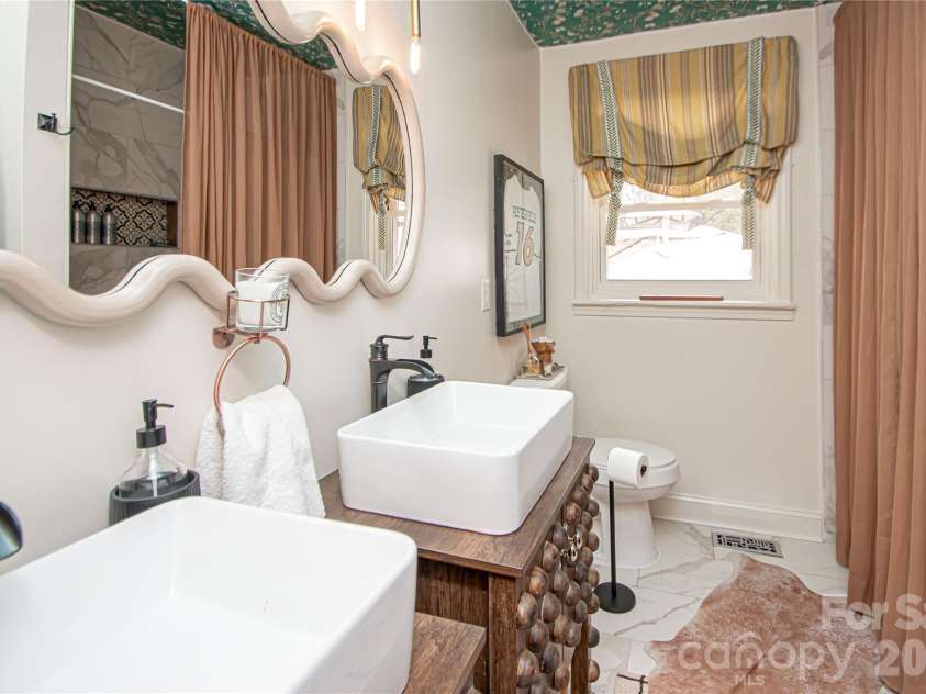 1302 Franklin Street, Monroe, NC 28112.  MLS# CAR4363453, YatesRealty ID 21223. 