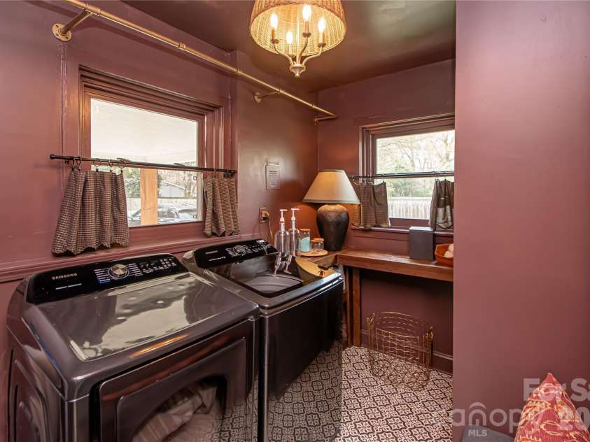 1302 Franklin Street, Monroe, NC 28112.  MLS# CAR4363453, YatesRealty ID 21223. 