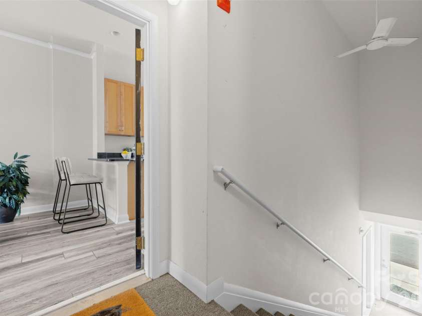 522 New Bern Station Court, Charlotte, NC 28209.  MLS# CAR4377609, YatesRealty ID 21224. 