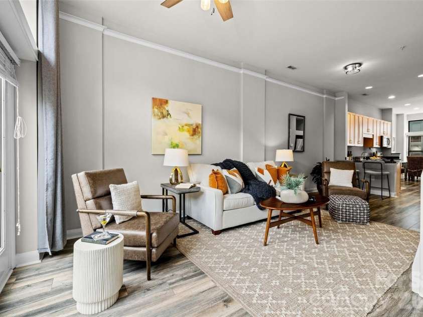 522 New Bern Station Court, Charlotte, NC 28209.  MLS# CAR4377609, YatesRealty ID 21224. 