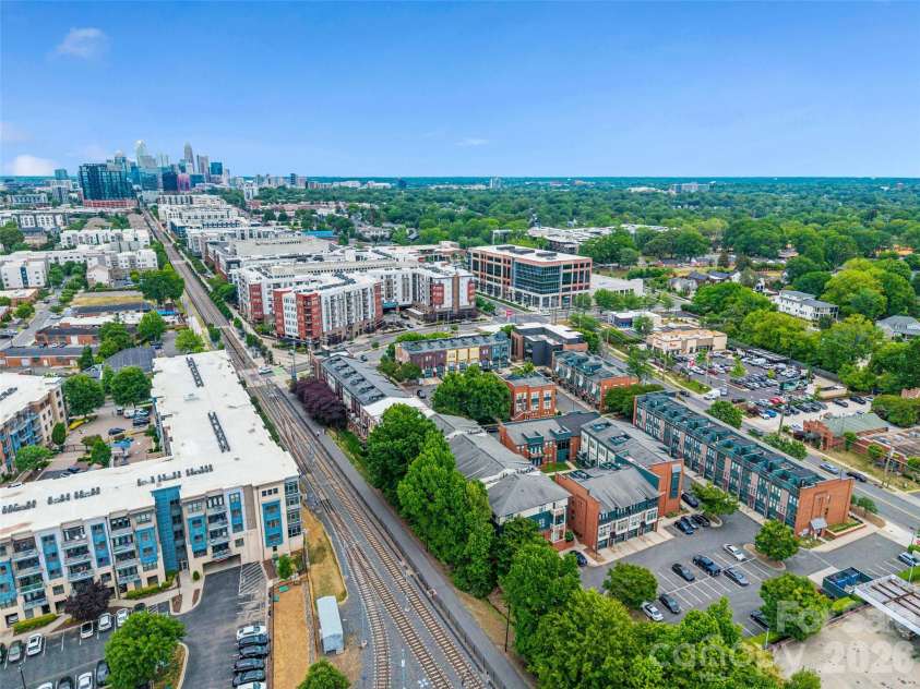 522 New Bern Station Court, Charlotte, NC 28209.  MLS# CAR4377609, YatesRealty ID 21224. 