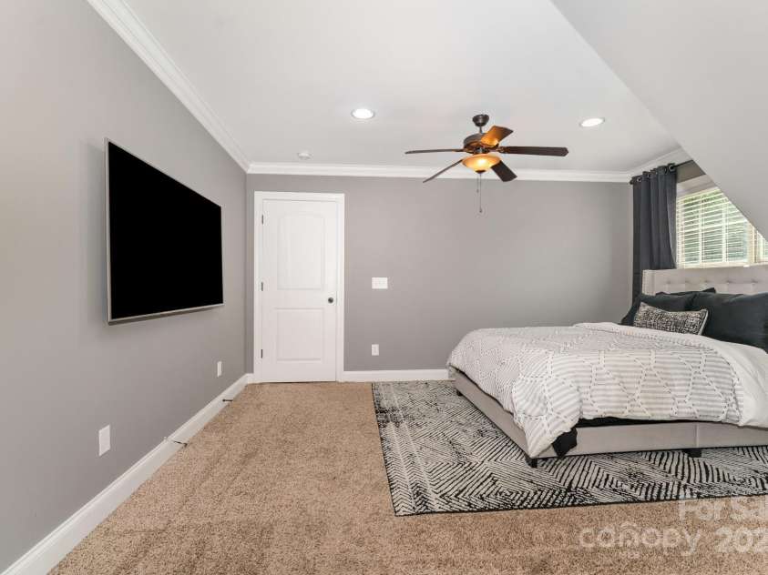 5267 Gnarl Wood Road, Lewisville, NC 27023.  MLS# CAR4258412, YatesRealty ID 21226. 