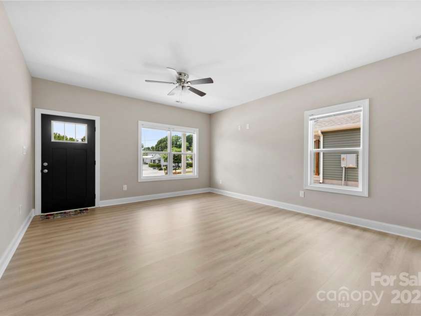 213 Benfield Road, Kings Mountain, NC 28086.  MLS# CAR4254062, YatesRealty ID 21227. 