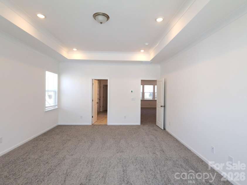 12113 Avienmore Drive, Charlotte, NC 28278.  MLS# CAR4345161, YatesRealty ID 21228. Owner's suite