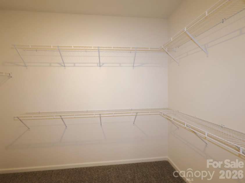 12113 Avienmore Drive, Charlotte, NC 28278.  MLS# CAR4345161, YatesRealty ID 21228. Owner's suite