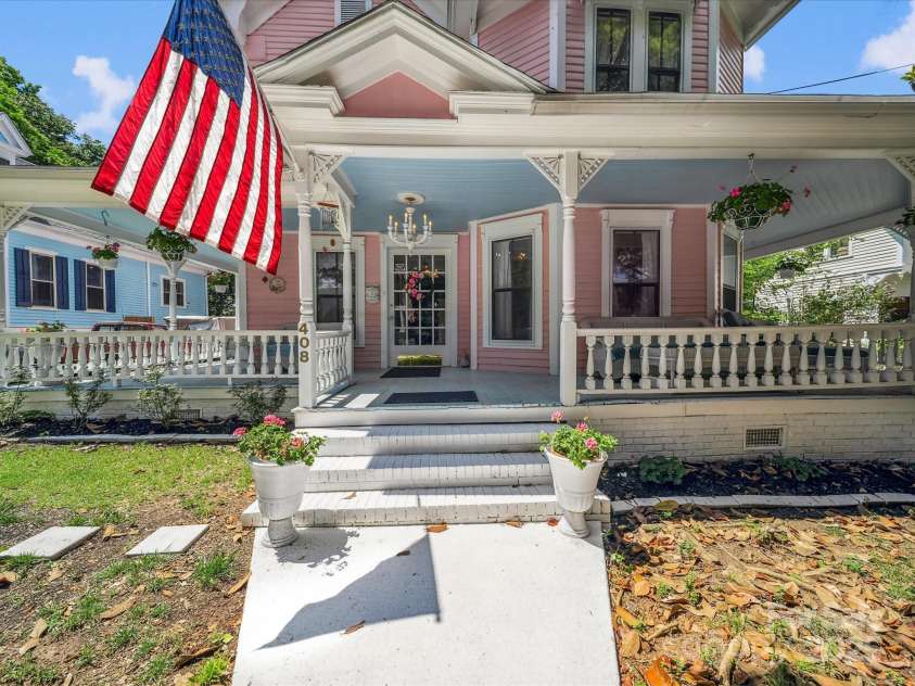 408 Ellis Street, Salisbury, NC 28144.  MLS# CAR4265701, YatesRealty ID 21228. 