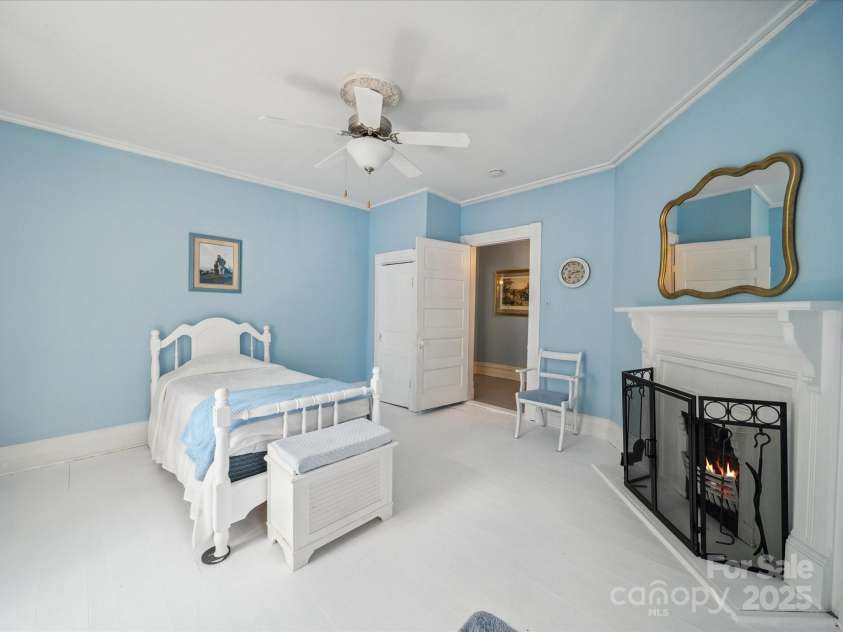 408 Ellis Street, Salisbury, NC 28144.  MLS# CAR4265701, YatesRealty ID 21228. 
