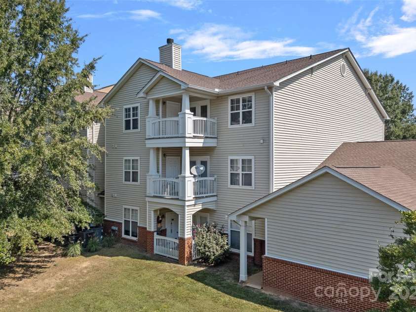 17178 Red Feather Drive, Charlotte, NC 28277.  MLS# CAR4304974, YatesRealty ID 2123. 