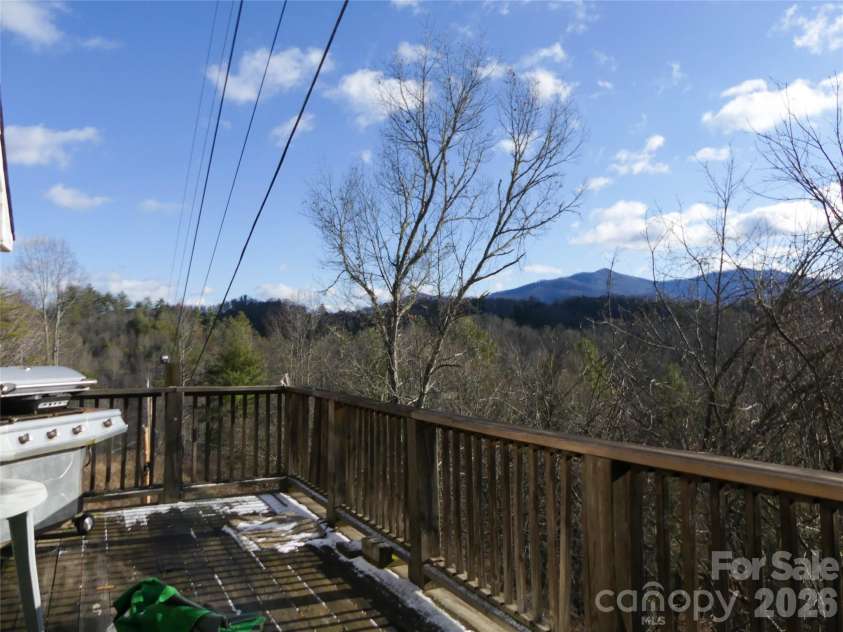 722 Union Hill Ridge Road, Green Mountain, NC 28740.  MLS# CAR4337294, YatesRealty ID 2123. 
