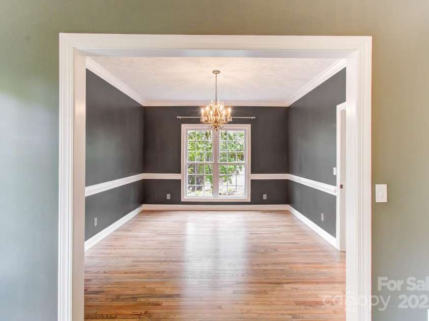 208 Bragg Court, Hendersonville, NC 28792.  MLS# CAR4253519, YatesRealty ID 21230. 