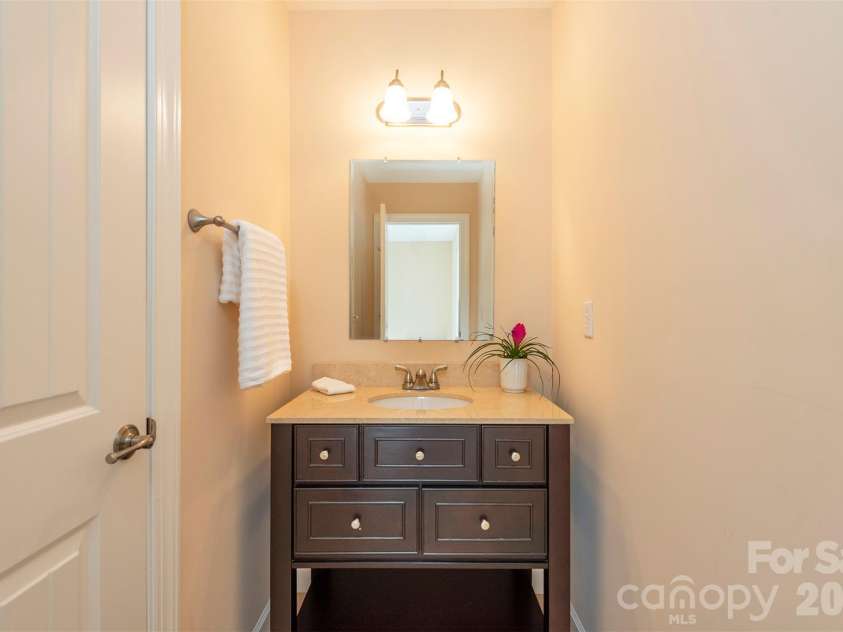 75 Noble Road, Fairview, NC 28730.  MLS# CAR4351168, YatesRealty ID 21230. Jack & Jill Bathroom