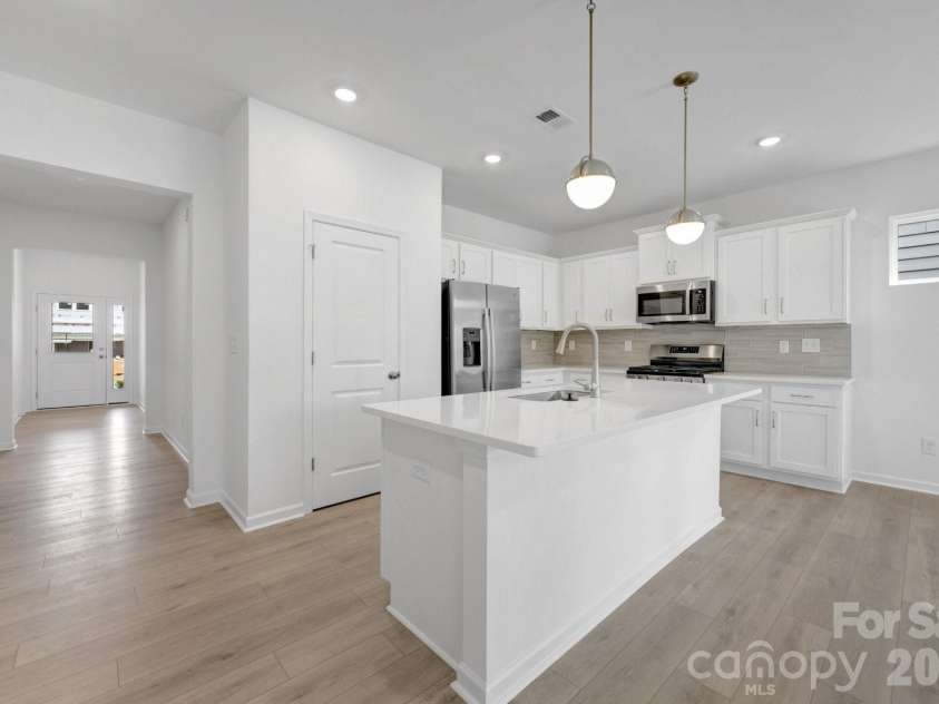 1540 Kate Cecil Way, York, SC 29745.  MLS# CAR4373474, YatesRealty ID 21231. Kitchen
