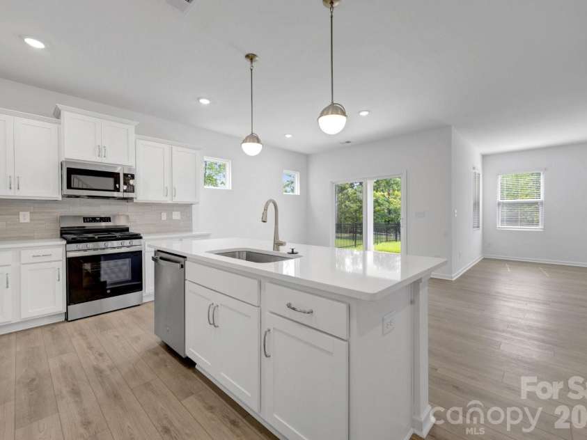 1540 Kate Cecil Way, York, SC 29745.  MLS# CAR4373474, YatesRealty ID 21231. Kitchen