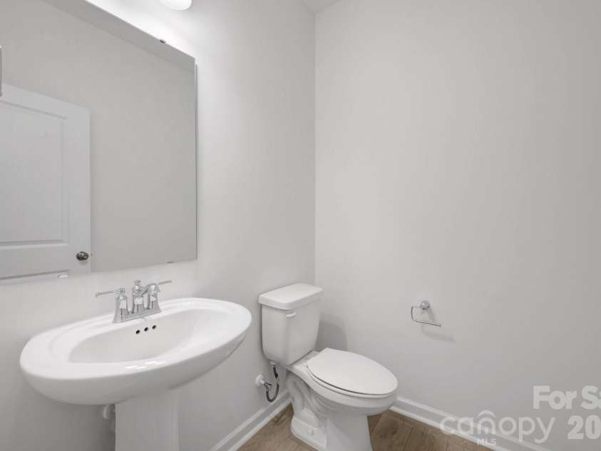1540 Kate Cecil Way, York, SC 29745.  MLS# CAR4373474, YatesRealty ID 21231. Powder room