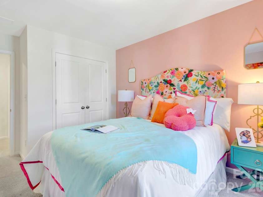 315 Hendley Drive, York, SC 29745.  MLS# CAR4364972, YatesRealty ID 21233. Secondary bedroom