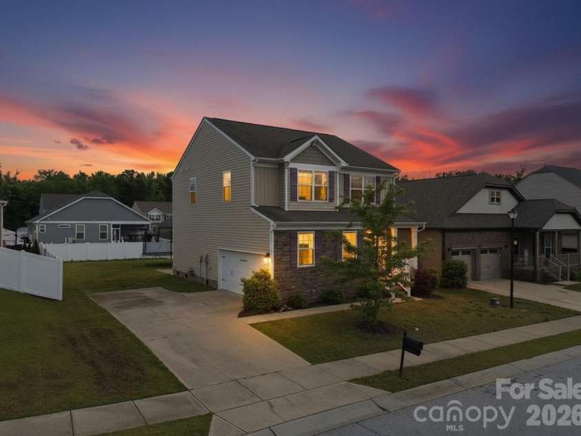 850 Windblown Place, Rock Hill, SC 29730.  MLS# CAR4380709, YatesRealty ID 21234. 