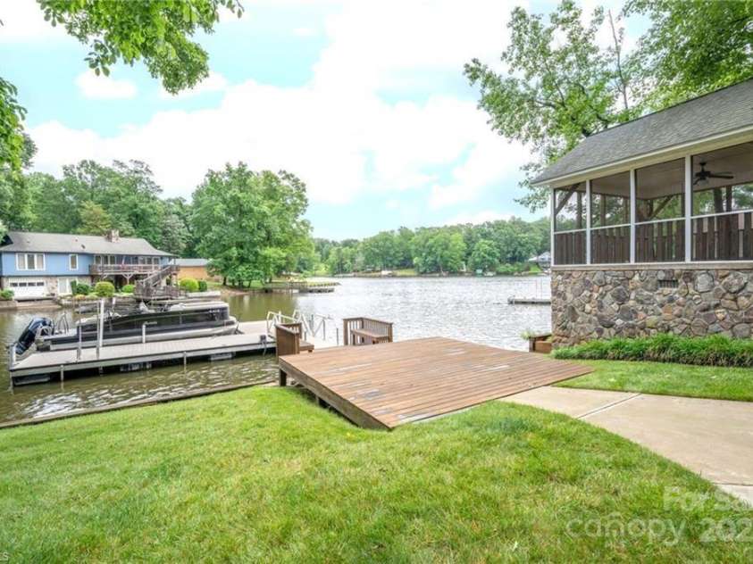 1901 Warf Road, Lexington, NC 27292.  MLS# CAR4268673, YatesRealty ID 21235. 