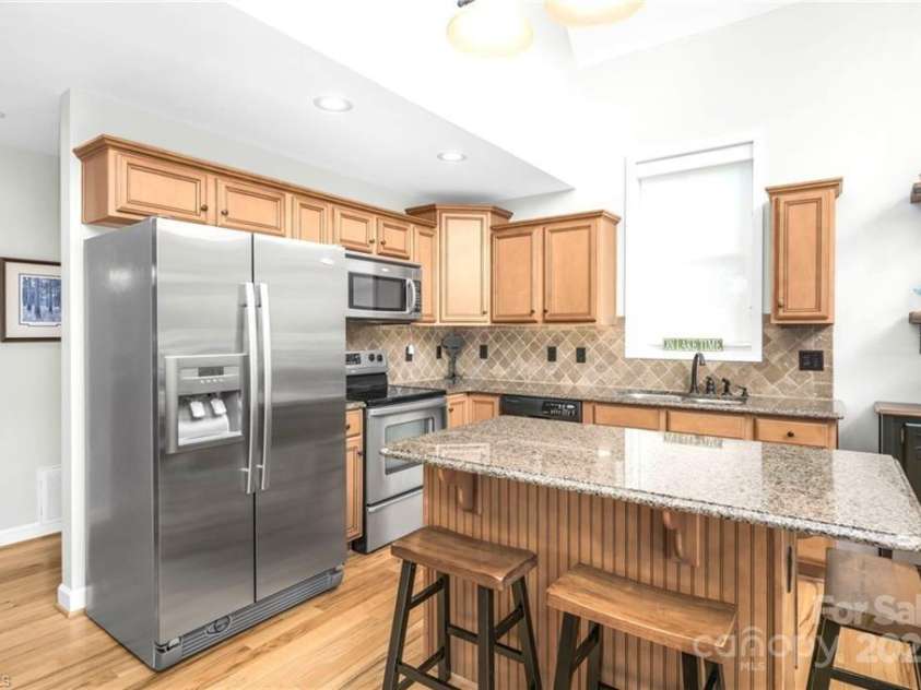 1901 Warf Road, Lexington, NC 27292.  MLS# CAR4268673, YatesRealty ID 21235. 