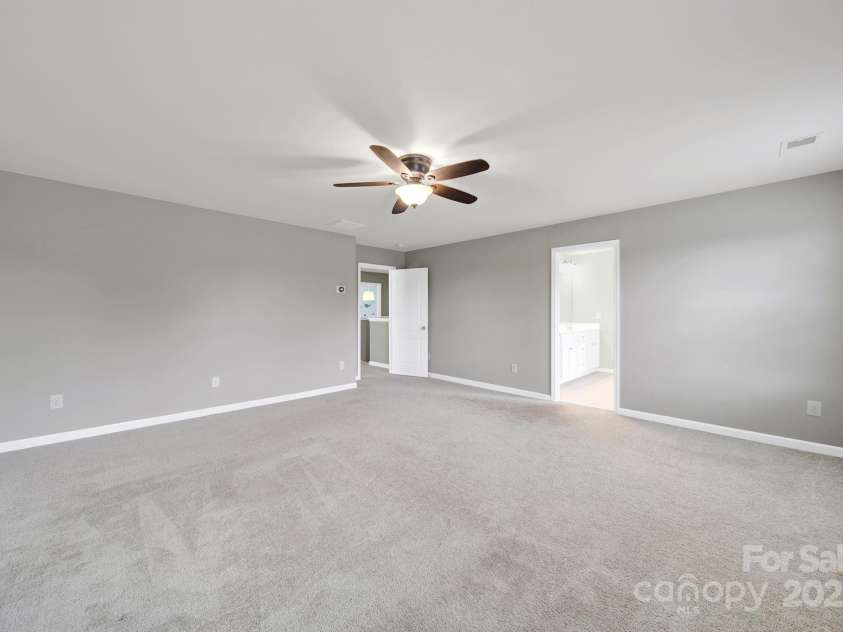 1569 Shannon Falls Drive, Fort Mill, SC 29715.  MLS# CAR4269128, YatesRealty ID 21236. 
