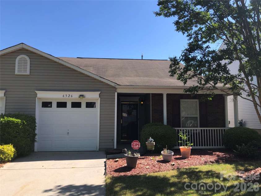 6326 Ziegler Lane, Charlotte, NC 28269.  MLS# CAR4374851, YatesRealty ID 21236. 