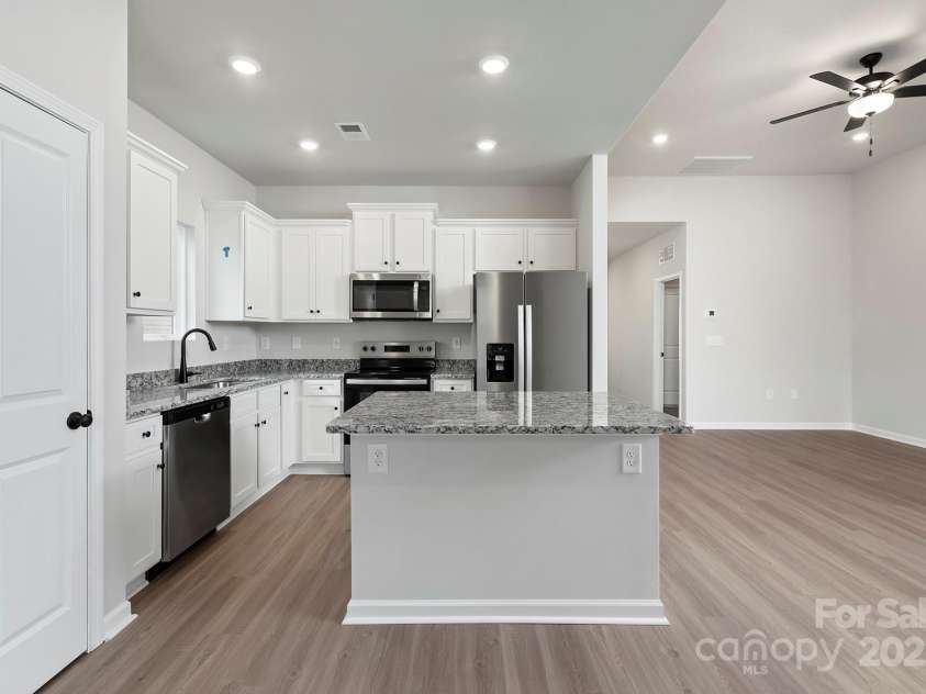 3527 Clover Valley Drive, Gastonia, NC 28052.  MLS# CAR4226139, YatesRealty ID 2124. 