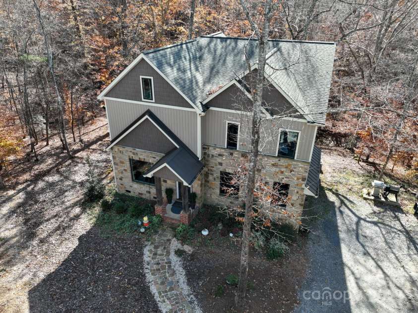 600 Monbo Road, Statesville, NC 28677.  MLS# CAR4320848, YatesRealty ID 2124. 