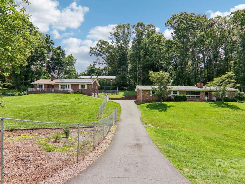 318 & 324 Old Leicester Highway, Asheville, NC 28806.  MLS# CAR4272813, YatesRealty ID 21241. 