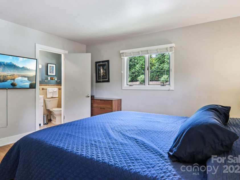 318 & 324 Old Leicester Highway, Asheville, NC 28806.  MLS# CAR4272813, YatesRealty ID 21241. Primary Bedroom