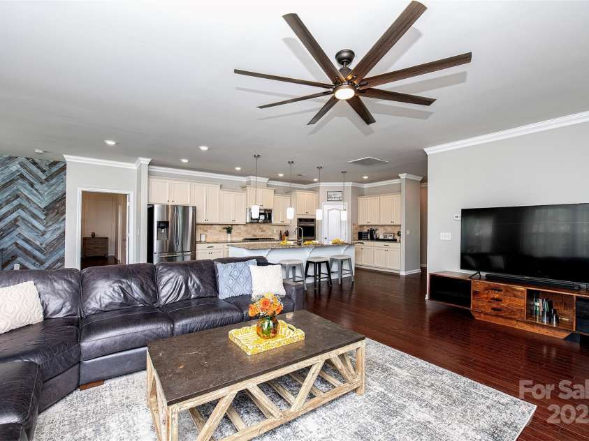246 Sweet Briar Drive, Fort Mill, SC 29707.  MLS# CAR4234159, YatesRealty ID 21242. 