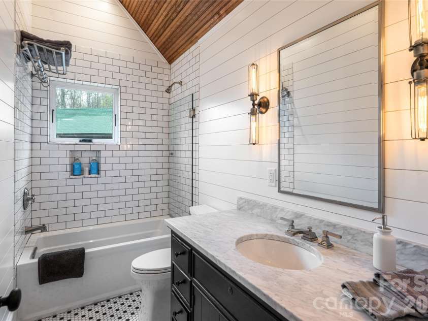 51 Summit Road, Swannanoa, NC 28778.  MLS# CAR4367888, YatesRealty ID 21243. 2nd bath on 2nd level