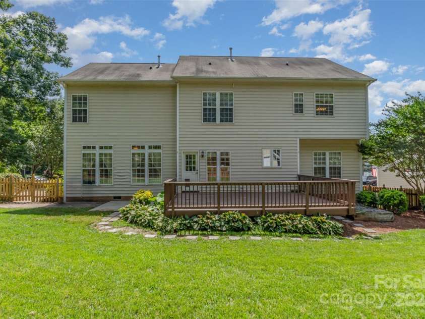 1002 Hollyhedge Lane, Indian Trail, NC 28079.  MLS# CAR4269454, YatesRealty ID 21244. Backyard