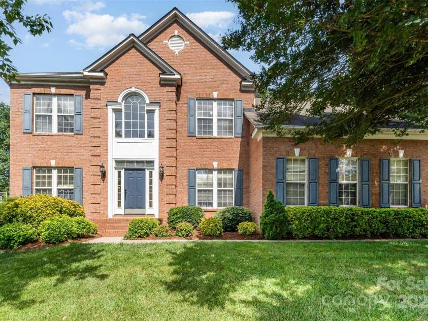 1002 Hollyhedge Lane, Indian Trail, NC 28079.  MLS# CAR4269454, YatesRealty ID 21244. Front view of house