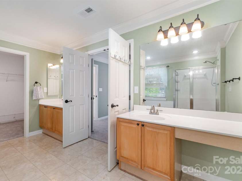 1002 Hollyhedge Lane, Indian Trail, NC 28079.  MLS# CAR4269454, YatesRealty ID 21244. Primary Bathroom